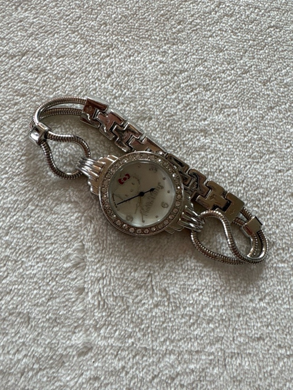 Y2K Vintage Sanrio 2011 Silver Hello Kitty Wire Rhinestone Watch